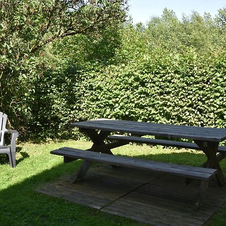 Nice G Te With Private Garden In Br Ly De Pesche Couvin Buitenkant foto